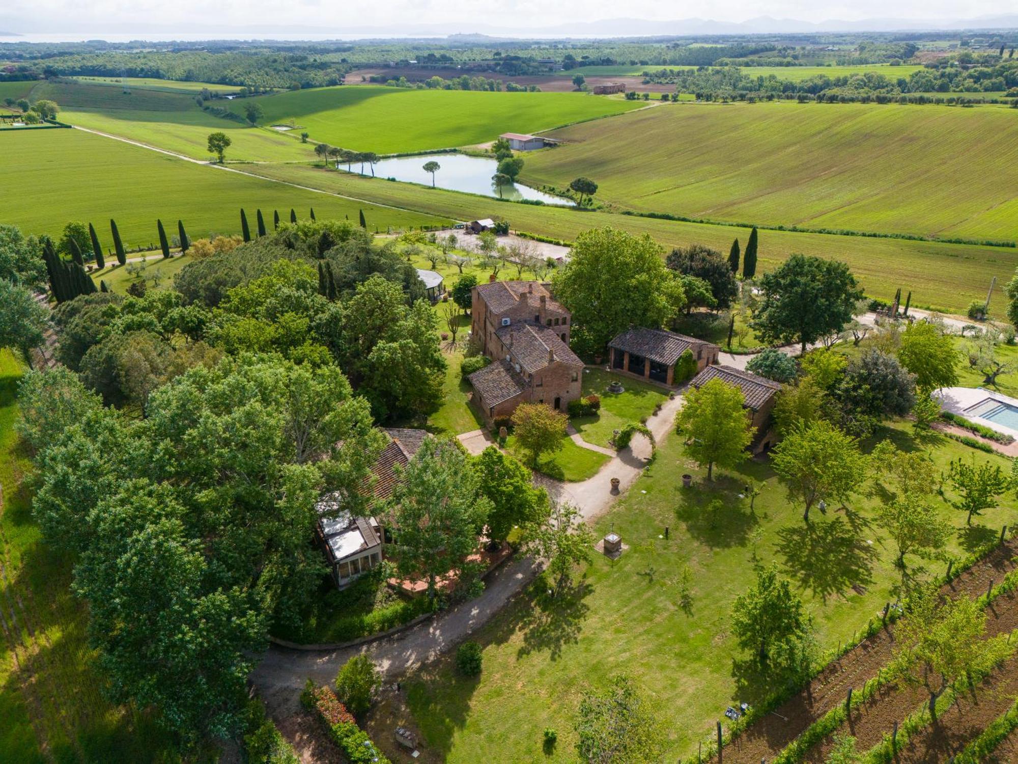 Equo Suites Petrignano Del Lago Extérieur photo